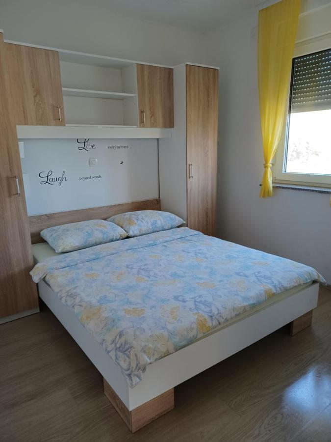 Apartmani Suncev Sjaj ルティナ エクステリア 写真