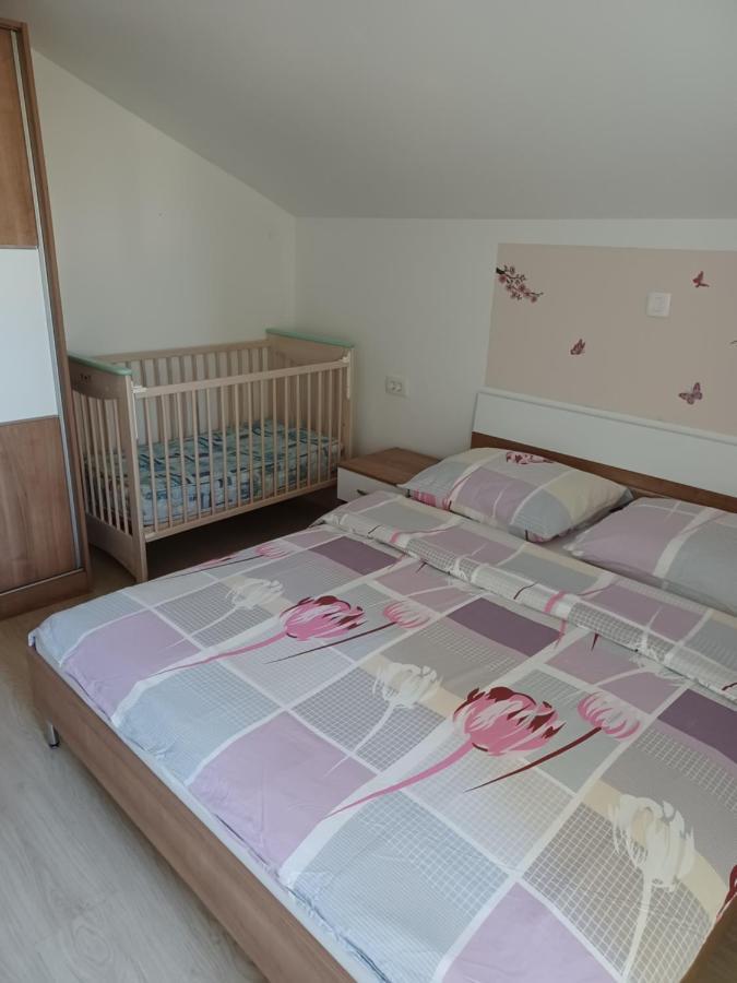 Apartmani Suncev Sjaj ルティナ エクステリア 写真