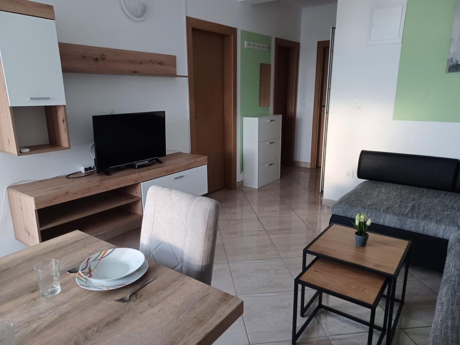 Apartmani Suncev Sjaj ルティナ エクステリア 写真